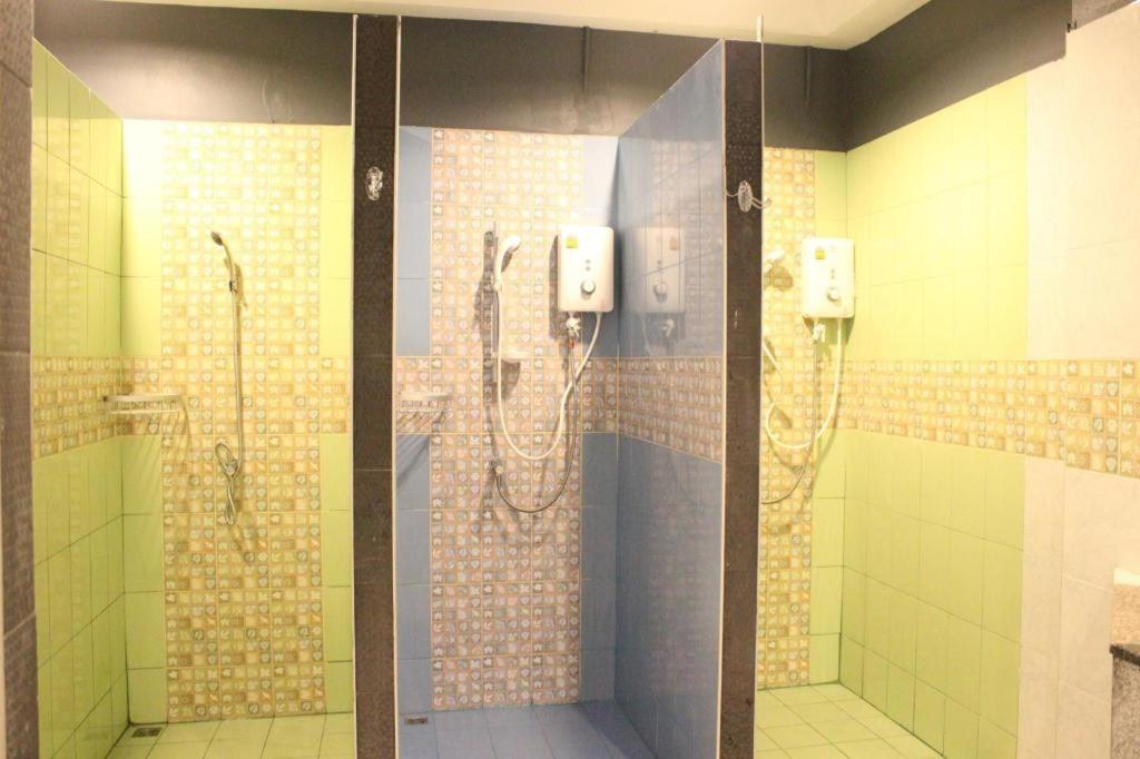 B&B Hostel @ Jomtien Esterno foto